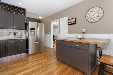 6 Evans St, Saugus, MA 01906 photo 8
