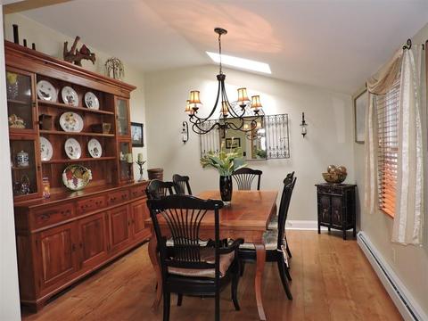 39 Bates Point Rd, Webster, MA 01570 photo 13