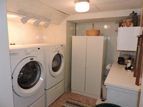 39 Bates Point Rd, Webster, MA 01570 photo 23