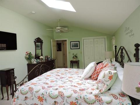 39 Bates Point Rd, Webster, MA 01570 photo 16