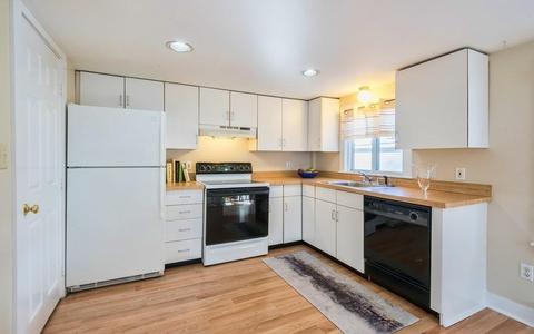 19 Wallis St #2, Beverly, MA 01915 photo 13