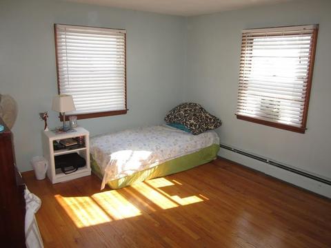 91 Kirk Dr, Springfield, MA 01109 photo 10