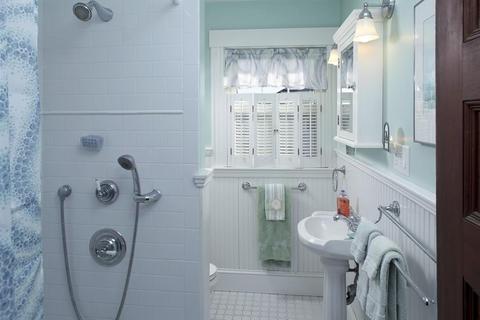 8 Winthrop Ave, Hull, MA 02045 photo 10