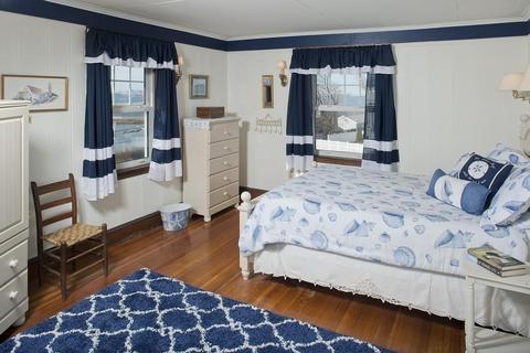 8 Winthrop Ave, Hull, MA 02045 photo 6