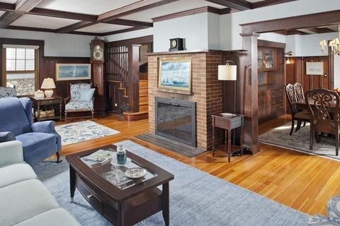 8 Winthrop Ave, Hull, MA 02045 photo 3