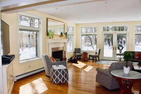35 Lazell St, Hingham, MA 02043 photo 4