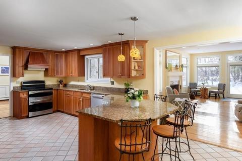 35 Lazell St, Hingham, MA 02043 photo 6