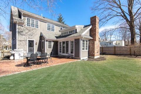 41 Hersey St, Hingham, MA 02043 photo 2