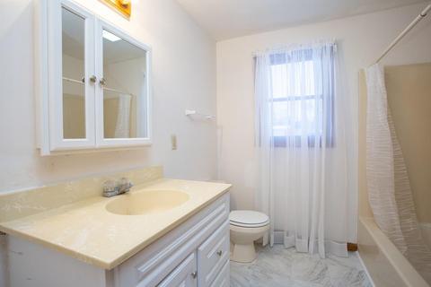 152 Starling Rd, Springfield, MA 01119 photo 14