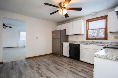 152 Starling Rd, Springfield, MA 01119 photo 7