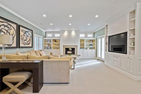 73 Stonecrest Dr, Needham, MA 02492 photo 8