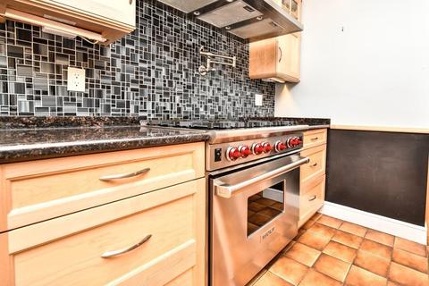 7 Seminole Rd, Canton, MA 02021 photo 6