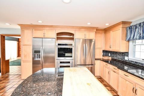 7 Seminole Rd, Canton, MA 02021 photo 5