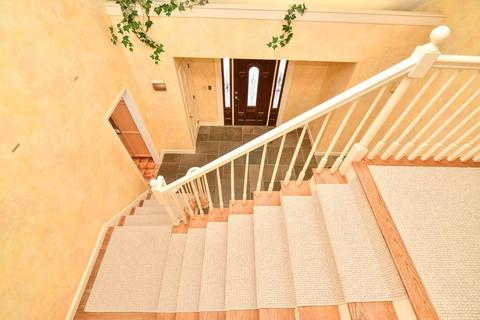 7 Seminole Rd, Canton, MA 02021 photo 17