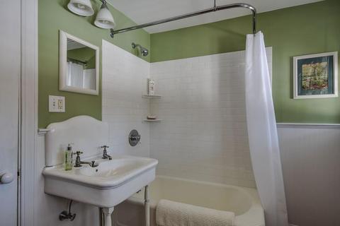 72 Main St, Framingham, MA 01702 photo 17