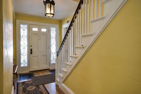 72 Main St, Framingham, MA 01702 photo 4