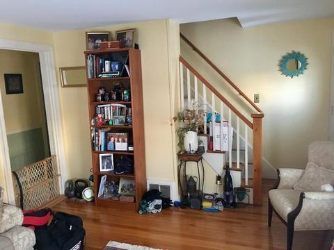 283 Abbott St, Springfield, MA 01118 photo 9