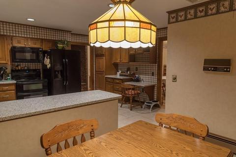 17 Bayberry Rd, Danvers, MA 01923 photo 3
