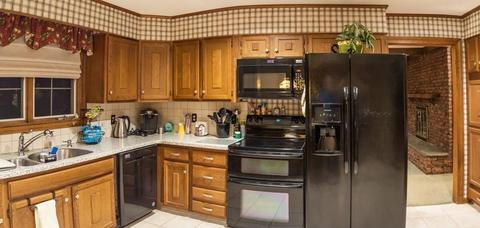 17 Bayberry Rd, Danvers, MA 01923 photo 2