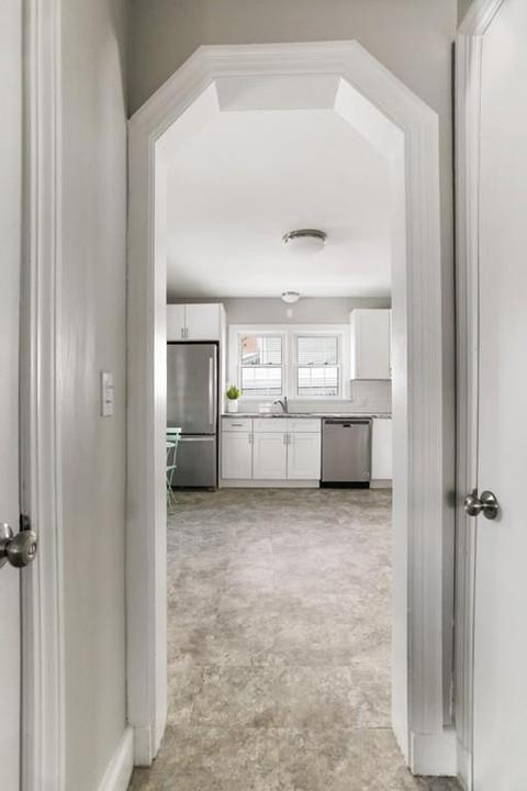 16 Wing St, Springfield, MA 01151 photo 14