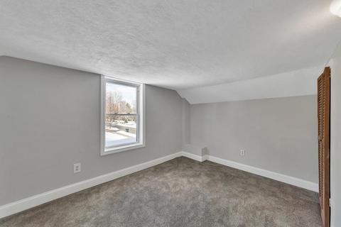 26 Lancaster St, Springfield, MA 01118 photo 15