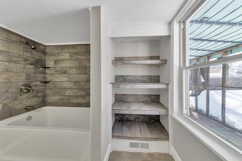 26 Lancaster St, Springfield, MA 01118 photo 10