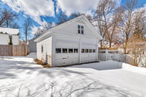 26 Lancaster St, Springfield, MA 01118 photo 2