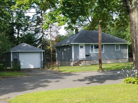 230 Arthur St, Springfield, MA 01104 photo 1