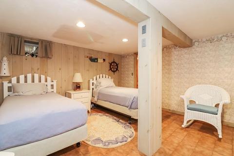 16 Broadmarsh Ave, Wareham, MA 02571 photo 22