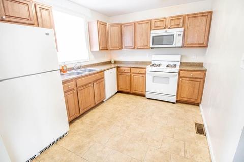 62 Adams St, Springfield, MA 01105 photo 22