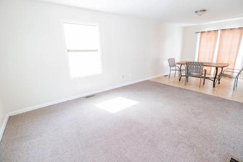 62 Adams St, Springfield, MA 01105 photo 20