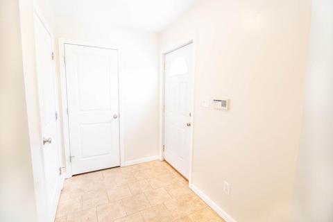 62 Adams St, Springfield, MA 01105 photo 10