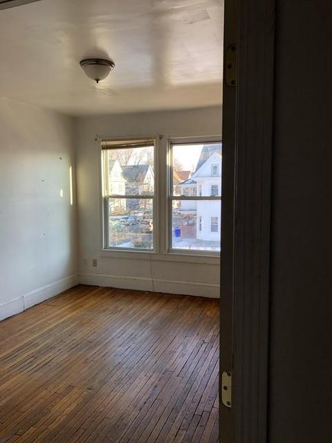 60 Northampton Ave, Springfield, MA 01109 photo 17