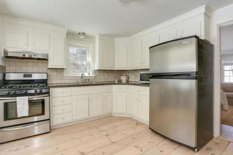 300 Phinneys Ln, Barnstable, MA 02632 photo 7