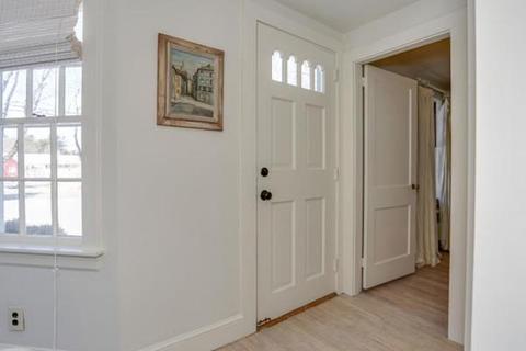 300 Phinneys Ln, Barnstable, MA 02632 photo 3