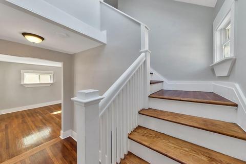 168 Phoenix Ter, Springfield, MA 01104 photo 14