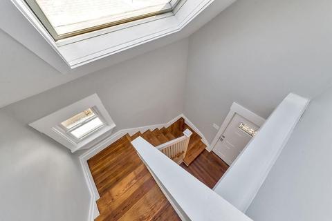168 Phoenix Ter, Springfield, MA 01104 photo 19