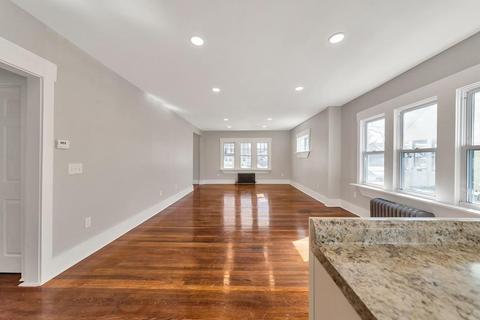 168 Phoenix Ter, Springfield, MA 01104 photo 6