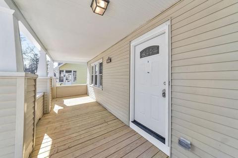 168 Phoenix Ter, Springfield, MA 01104 photo 3