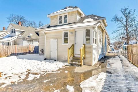 168 Phoenix Ter, Springfield, MA 01104 photo 24