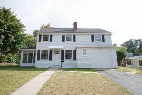 25 Hartwick St, Springfield, MA 01108 photo 2