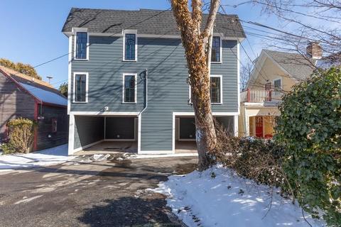 9 Hanover Ct #2, Marblehead, MA 01945 photo 2