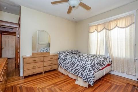 25 Whittier St, Springfield, MA 01108 photo 10