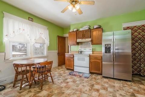 25 Whittier St, Springfield, MA 01108 photo 17