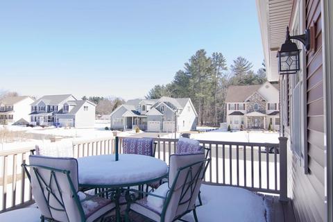 68 Alwin Pl, Springfield, MA 01128 photo 6