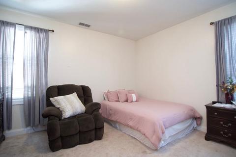 68 Alwin Pl, Springfield, MA 01128 photo 23