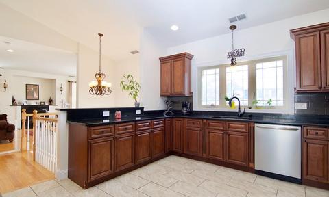 68 Alwin Pl, Springfield, MA 01128 photo 10