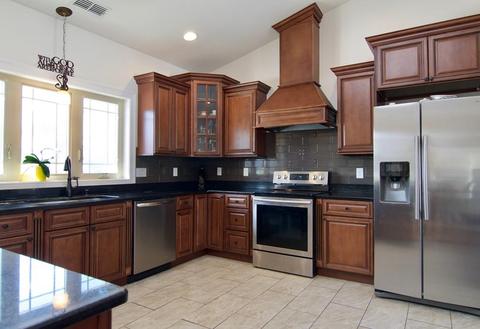 68 Alwin Pl, Springfield, MA 01128 photo 9