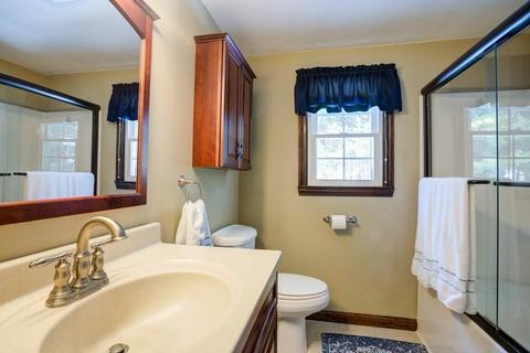 47 Crescent St, Ware, MA 01082 photo 15