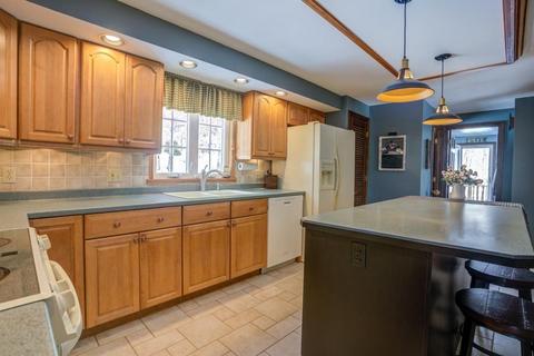 47 Crescent St, Ware, MA 01082 photo 7